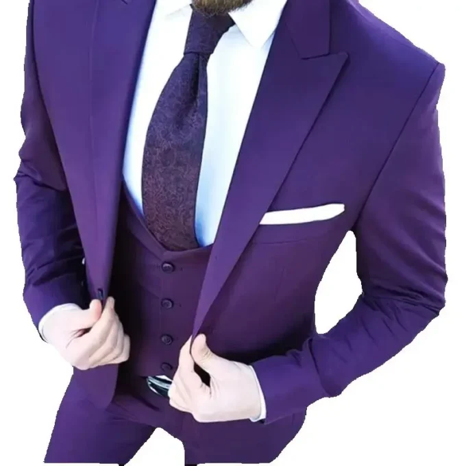 New Design Burgundy Men's Suits Groom Tuxedos Peak Lapel Groomsmen Male Suit for Wedding Best Man Blazer Set (Jacket+Pants+Vest)