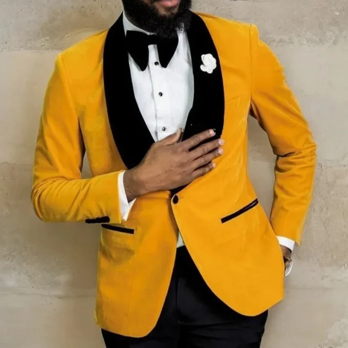 Yellow Velvet 2-Piece Men's Tuxedo Suits for Wedding Dinner Groom Best Man Blazer with Black Pants Male Fashion